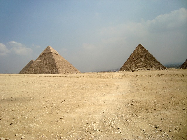 Great-pyramids-of-Giza