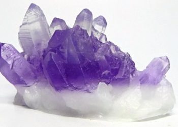 12 Benefits of Amethyst Gemstone
